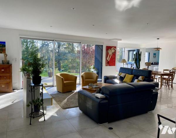 Villa d'exception au cœur de Vertou avec vue dégagée