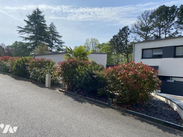 Villa d'exception au cœur de Vertou avec vue dégagée