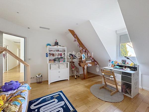 Maison Lamorlaye 7 pièce(s) 215 m2