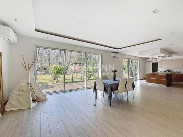 Maison Lamorlaye 7 pièce(s) 215 m2