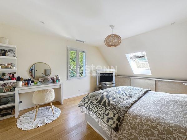 Maison Lamorlaye 7 pièce(s) 215 m2