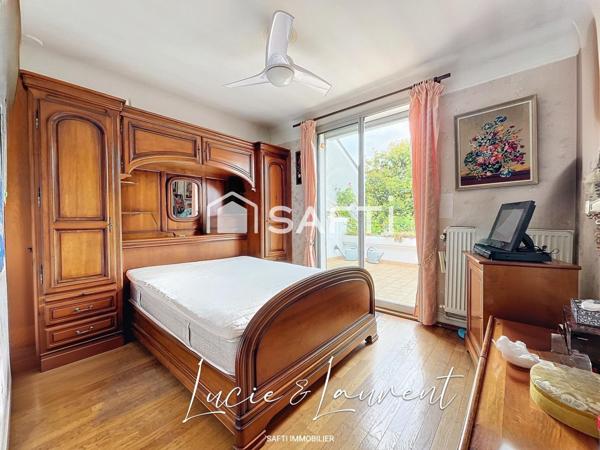 Quartier du PETIT ROBINSON, au calme avec beau jardin arboré