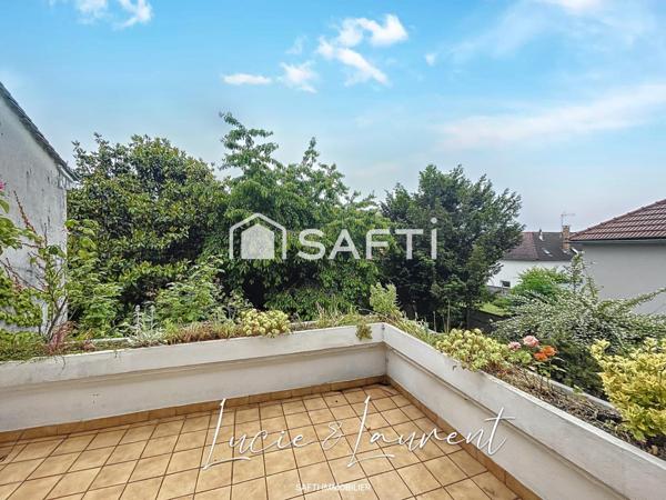 Quartier du PETIT ROBINSON, au calme avec beau jardin arboré