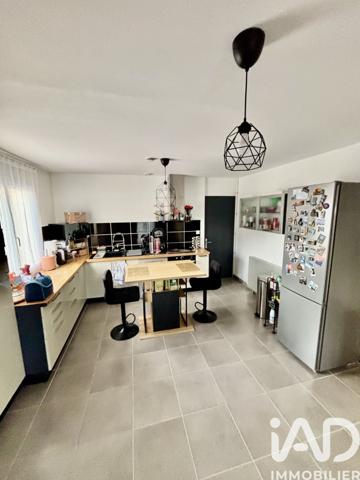 Maison à vendre 4 pièces 102 m² Saint-Quentin-de-Baron