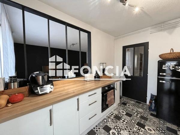 Location Appartement 3 pièces 69.91 m² - RESIDENCE VOLTAIRE 5 RUE GARONNE Agen 47000