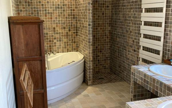 Maison à louer    7 pièces • 242,28 m2 Dampmart