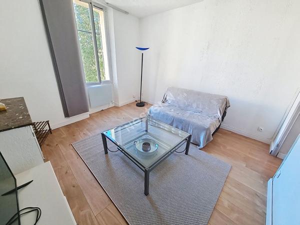 Toulon Ouest Appartement T2 de 50 m² vendu meublé