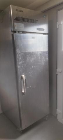 Restaurant bord de plage et camping