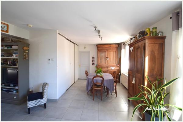 Maison à vendre 5 pièces LE BOIS PLAGE EN RE (17) de plain pied en parfait état à 2' de la plage et du centre ville