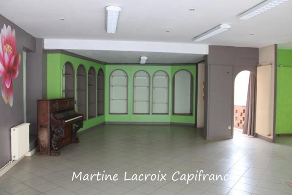 Dpt Sarthe (72), à vendre LA FERTE BERNARD LOCAL DE 100M² ET MAISON P4 de 72 m² - Terrain de 179,00 m²