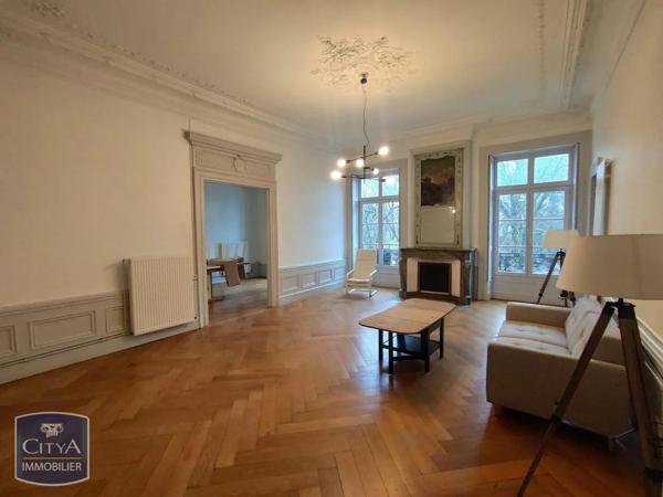 Appartement à louer 6 pièces Besançon (25000)