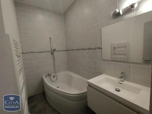 Appartement à louer 6 pièces Besançon (25000)