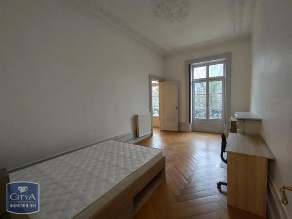 Appartement à louer 6 pièces Besançon (25000)
