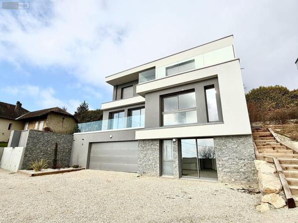 Maison à vendre à Saint-Alban-Leysse en Savoie (73230), ref : 73007-197