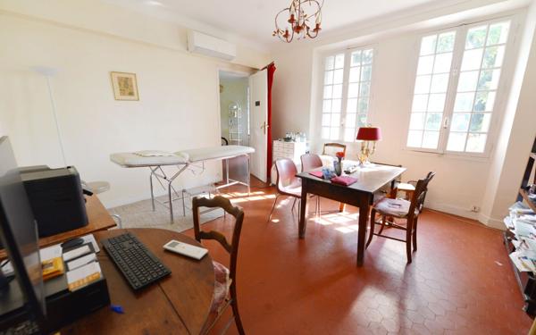 Maison à vendre    6 pièces • 211,54 m2 Grasse