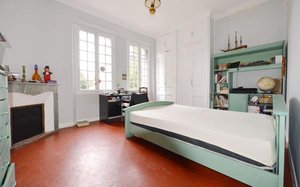 Maison à vendre    6 pièces • 211,54 m2 Grasse