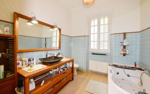 Maison à vendre    6 pièces • 211,54 m2 Grasse