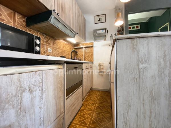 Appartement 2 pièces 35m2 avec loggia à SETE (34)