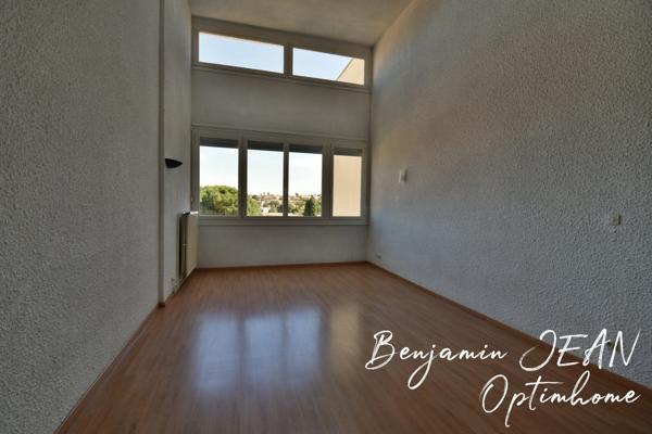À Vendre – Duplex 4 pièces de 97 m² au dernier étage avec garage – Béziers