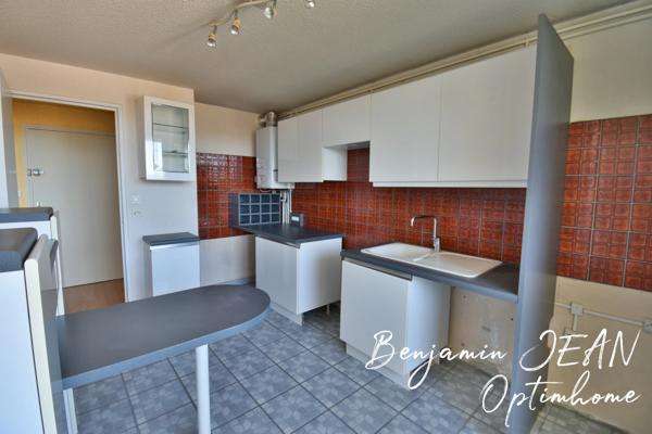 À Vendre – Duplex 4 pièces de 97 m² au dernier étage avec garage – Béziers