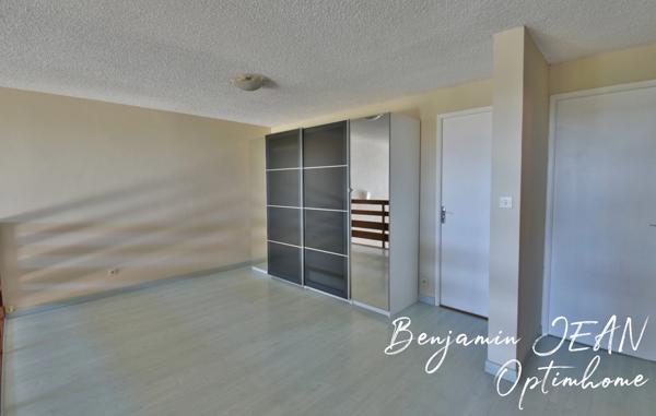 À Vendre – Duplex 4 pièces de 97 m² au dernier étage avec garage – Béziers