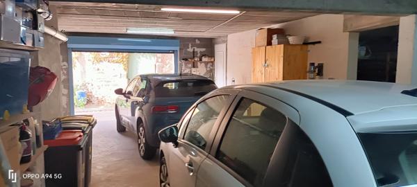 Pézenas (34120) 7 minutes de Pézenas. Superbe maison rénovée avec très grand garage et grand patio.