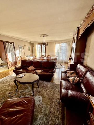 Maison - 10 piéces -6 chambres - Garage - Jardin