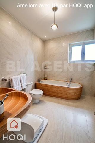 Maison - 10 piéces -6 chambres - Garage - Jardin