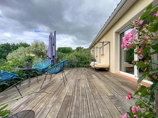 Maison contemporaine avec piscine