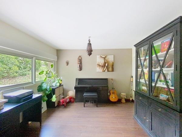 Maison contemporaine avec piscine