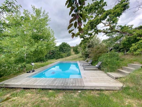 Maison contemporaine avec piscine