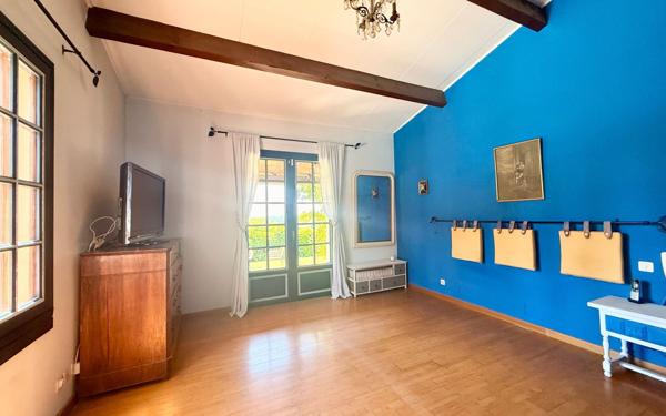 Maison à vendre    4 pièces •  Vauvert