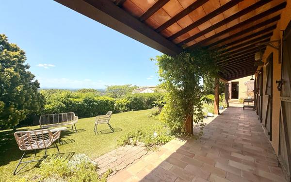 Maison à vendre    4 pièces •  Vauvert