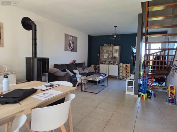 Pavillon à vendre à Villaines-la-Juhel en Mayenne (53700), ref : 1389