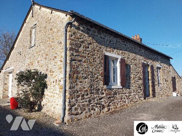 EN EXCLUSIVITÉ à Andouillé (53), maison en pierres.