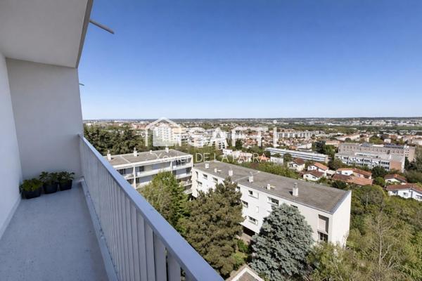 Appartement lumineux renové en haut de Jolimont