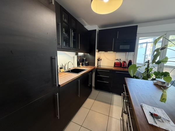 CRAPONNE – T2 DE 49 M² AU CŒUR DU CENTRE