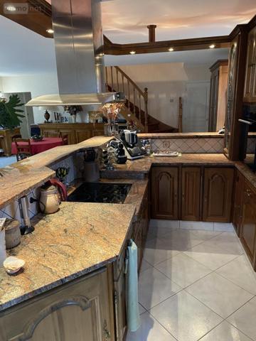 Maison à vendre à Sarzeau dans le Morbihan (56370), ref : 56016-602