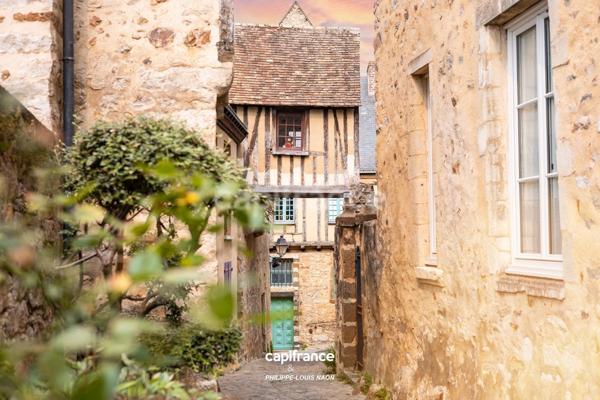 INVESTISSEURS ET PARTICULIERS, investir dans le Vieux-Mans est une valeur sure !