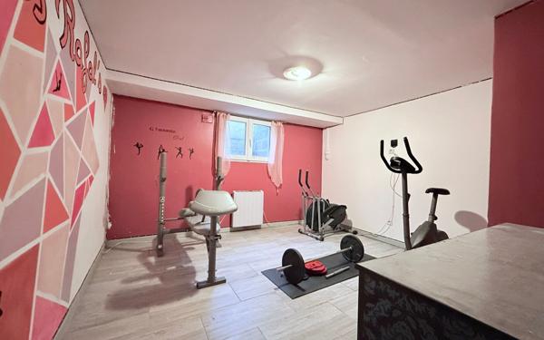 Maison à vendre    7 pièces •  Vadencourt