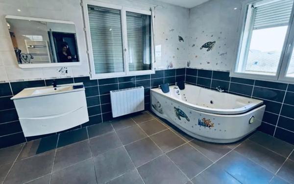 Maison à vendre    7 pièces •  Vadencourt