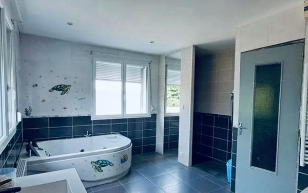 Maison à vendre    7 pièces •  Vadencourt