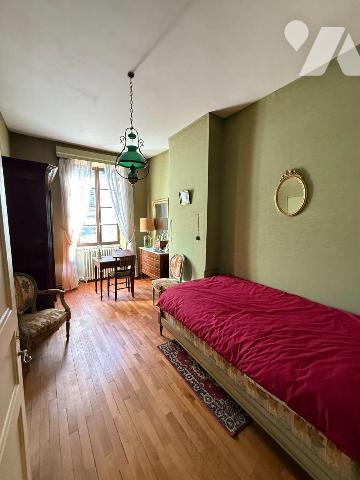 A VENDRE - A LIMOGNE-EN-QUERCY (46260 - LOT) - Maison de maître située en plein centre du villa...