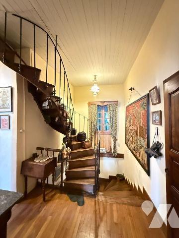 A VENDRE - A LIMOGNE-EN-QUERCY (46260 - LOT) - Maison de maître située en plein centre du villa...