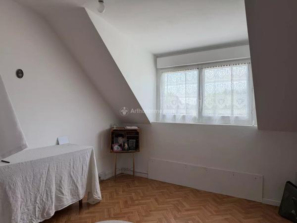 Vente                                                      Maison
                        
                     6 pièces                      128 m2                     à Montval-sur-Loir