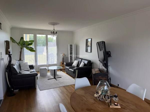 Vente                                                      Maison
                        
                     6 pièces                      128 m2                     à Montval-sur-Loir
