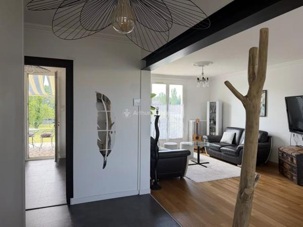 Vente                                                      Maison
                        
                     6 pièces                      128 m2                     à Montval-sur-Loir