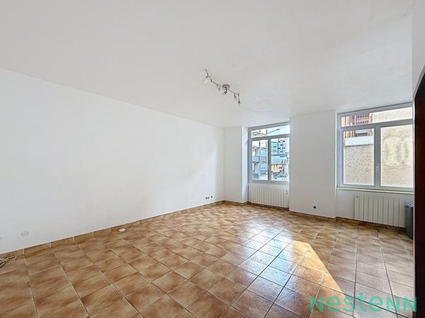 MAGNIFIQUE MAISON DE VILLE DE TYPE 5 SECTEUR BELLEVUE