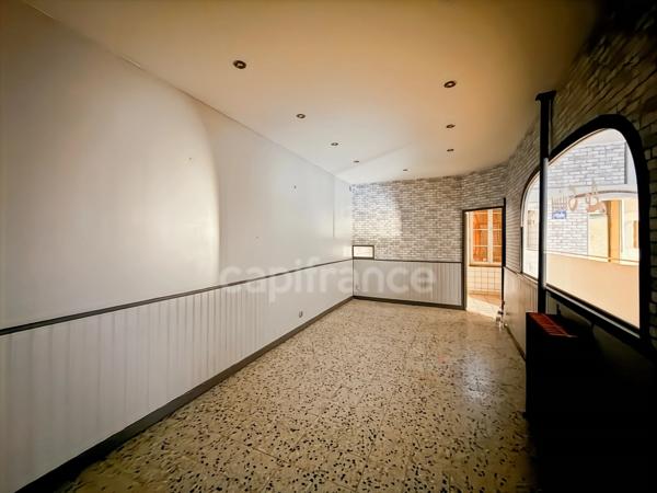 Immeuble à vendre SAINT GILLES (71)