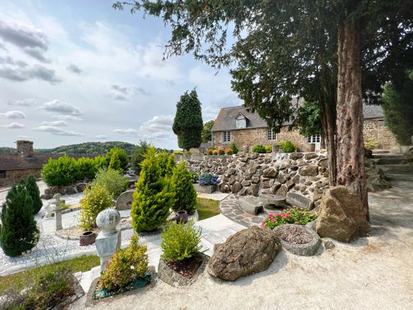 Dpt Orne (61), à vendre LONLAY L'ABBAYE propriete P13 de 300 m² - Terrain de 11 500 m²